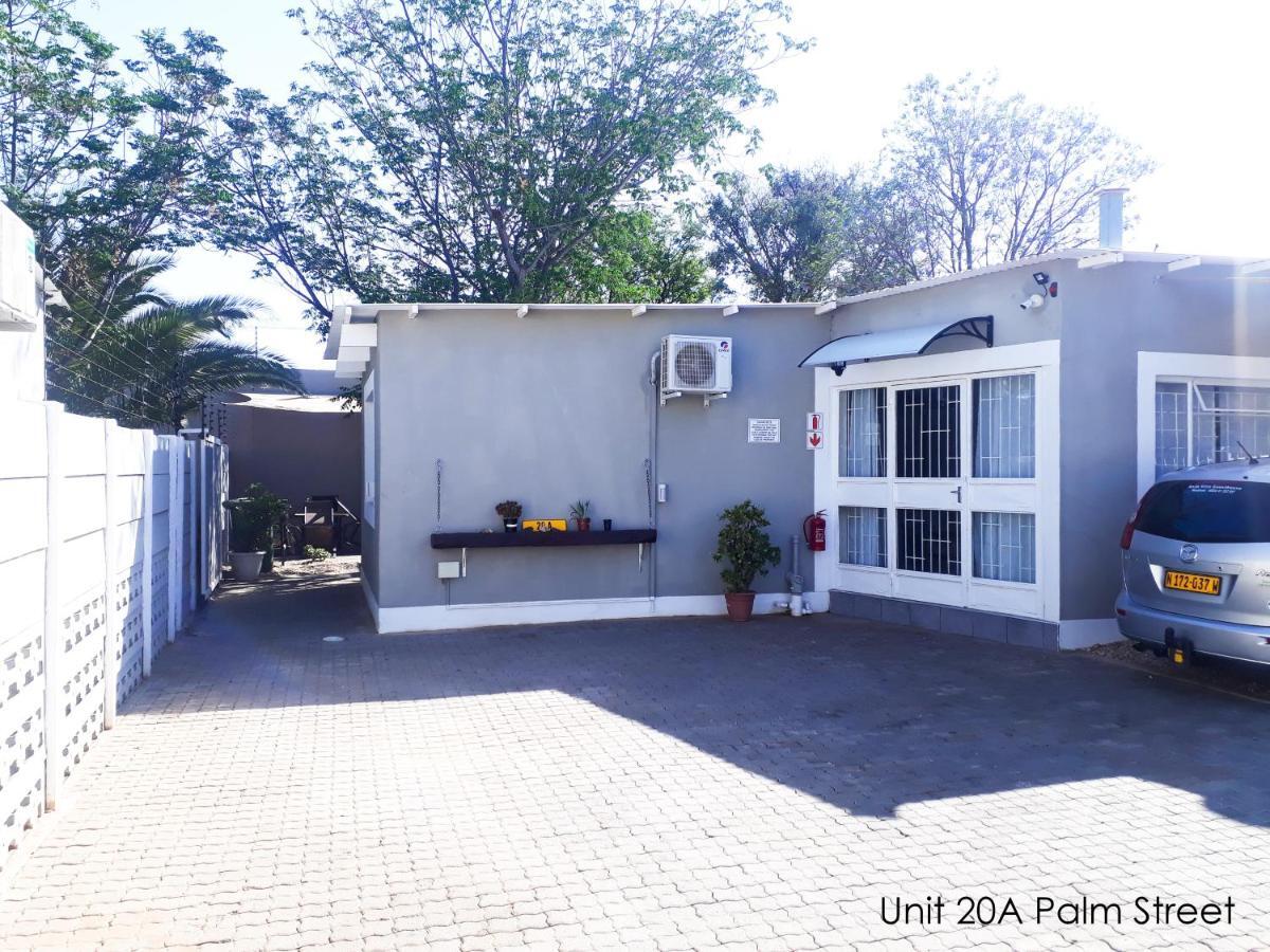 Bateleur Self Catering Cc Appartement Windhoek Buitenkant foto