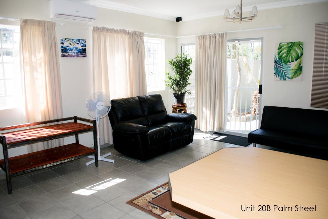 Bateleur Self Catering Cc Appartement Windhoek Buitenkant foto