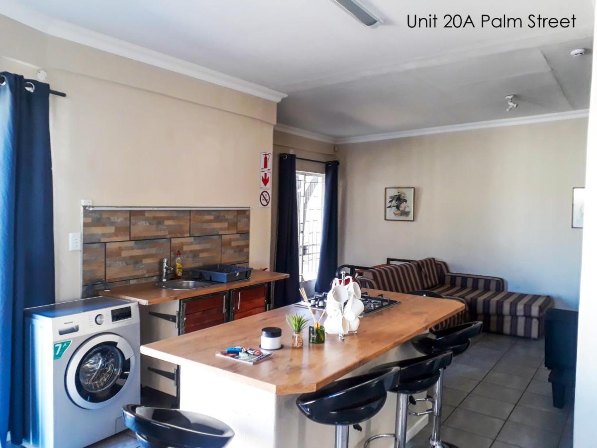 Bateleur Self Catering Cc Appartement Windhoek Buitenkant foto